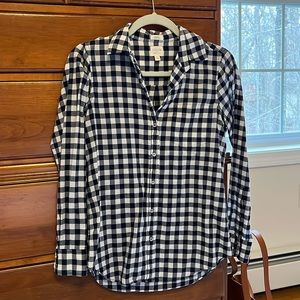 Navy gingham buttondown